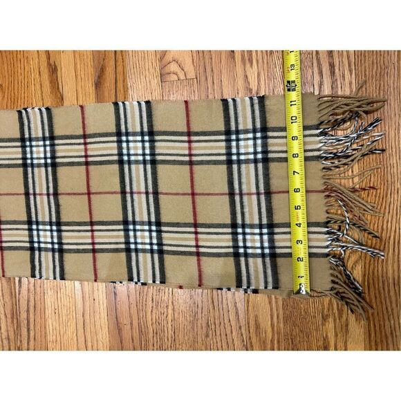 V. Fraas Exploded Plaid Cashmink in iconic plaid pattern,  Scarf neck warmer. Un - Picture 4 of 5